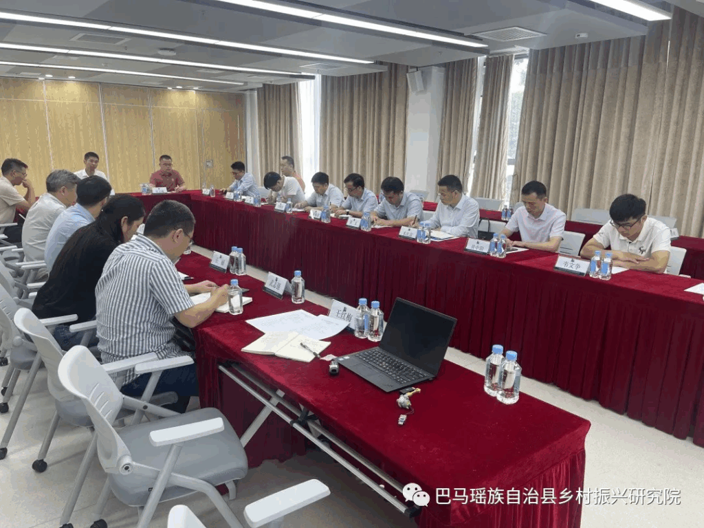 东兰县人民政府黄义常委一行深入中国农业科学院深圳基因组研究所调研