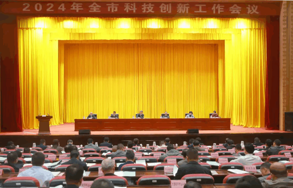 中国农业科学院深圳农业基因组研究所副所长佟继旭到河池、巴马调研